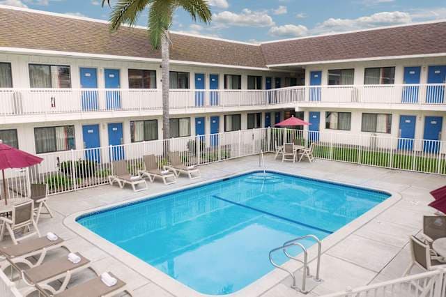Motel 6 Pismo Beach