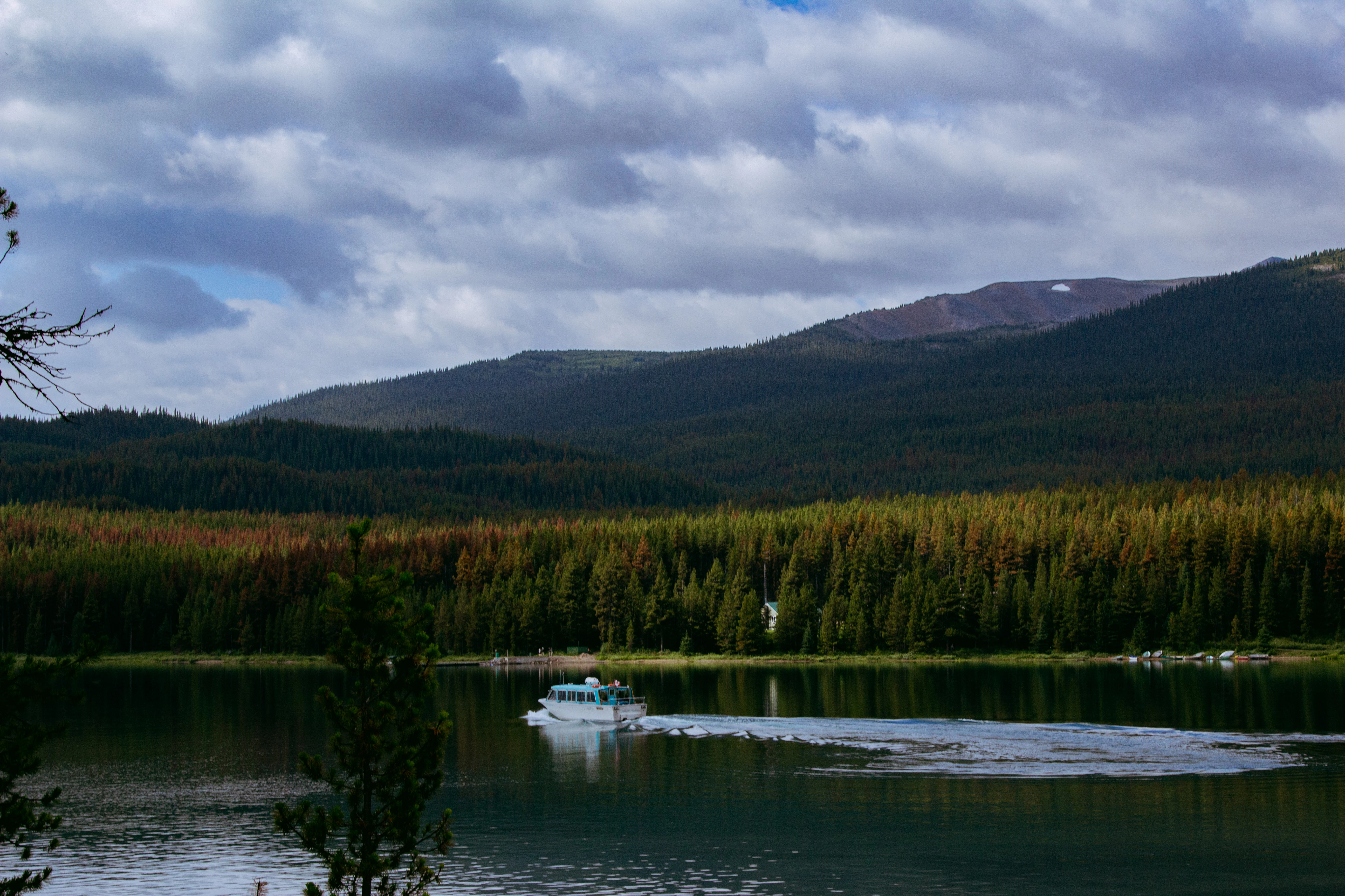 a boat on a lake